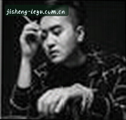 周霆